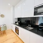 The House - Charming Apartmán *