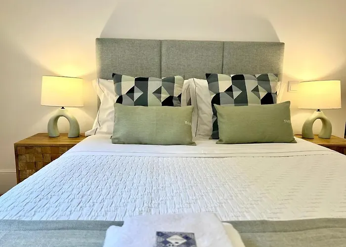 The House - Charming Apartament Porto