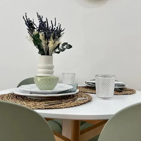 The House - Charming *