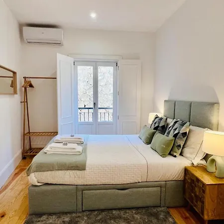 The House - Charming * Oporto