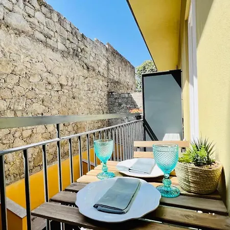 The House - Charming