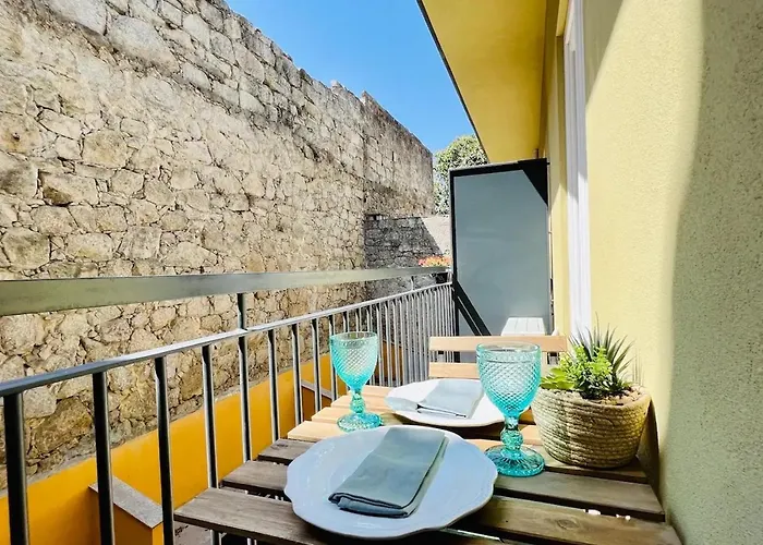 The House - Charming